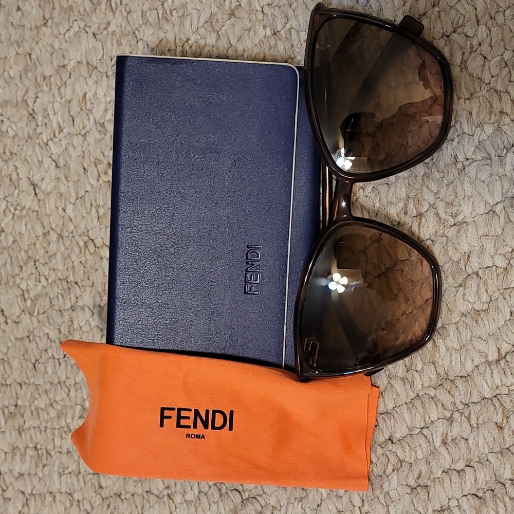 FENDI sunglasses perfect for summer time